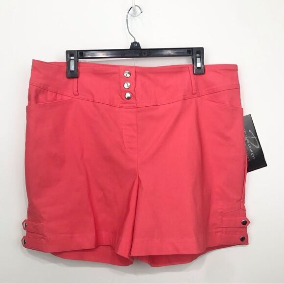 Rekucci NEW Coral Athleisure Shorts with Silver Buttons - Picture 1 of 16